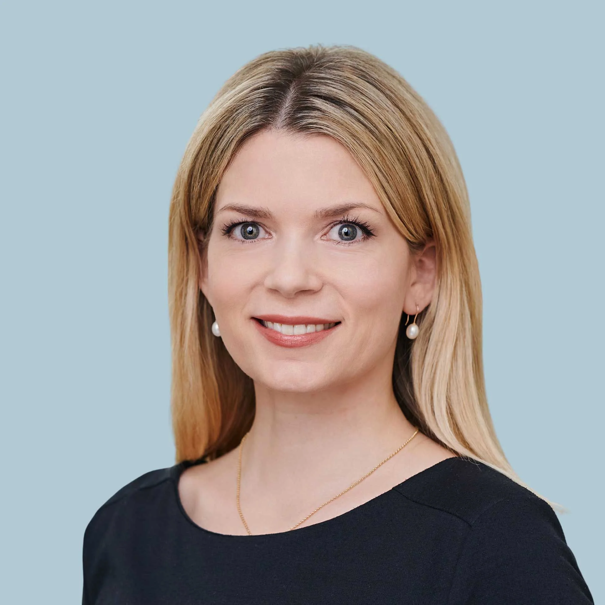 Juliane Holl